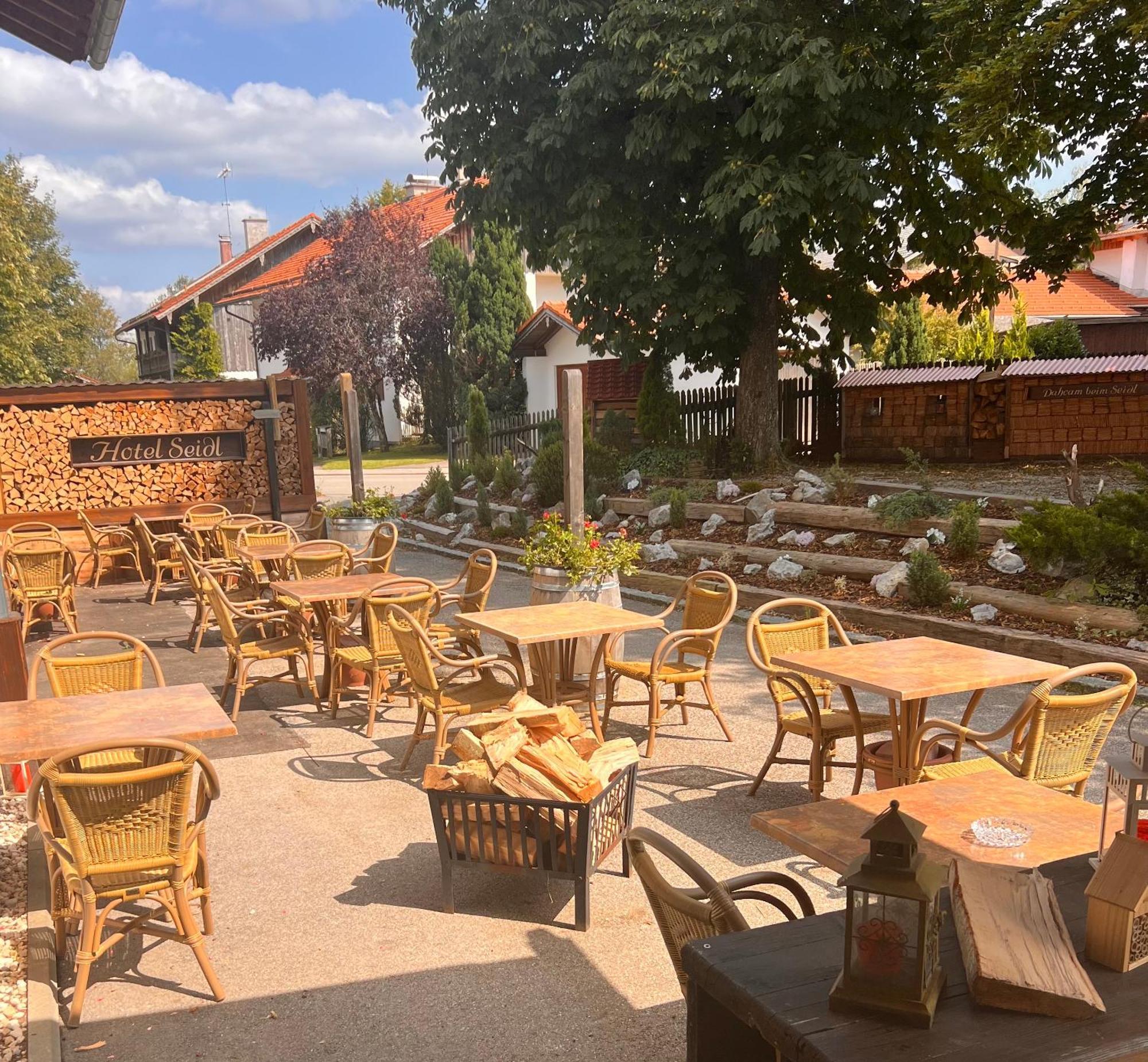 Hotel Seidl Strasslach-Dingharting Exterior photo